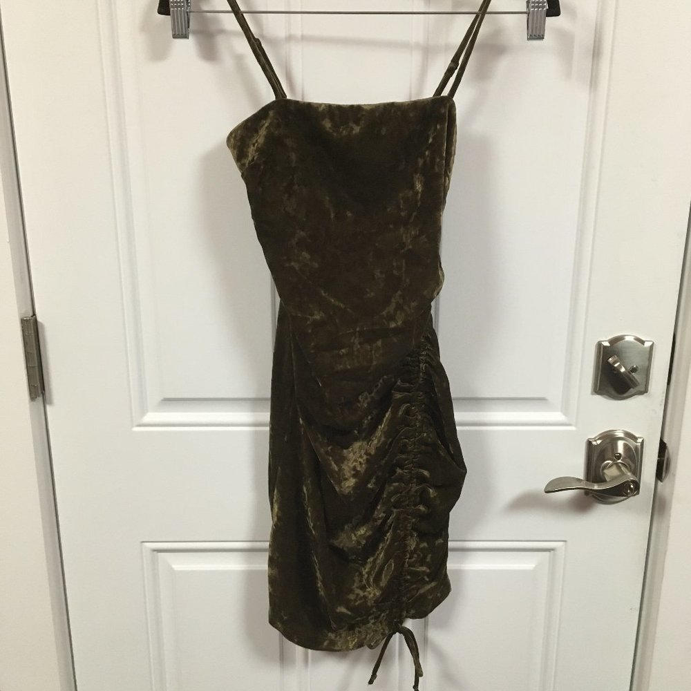Wild Fable Women’s Ruched Spaghetti Strap Crushed Velvet Dress Olive NWT Sz S